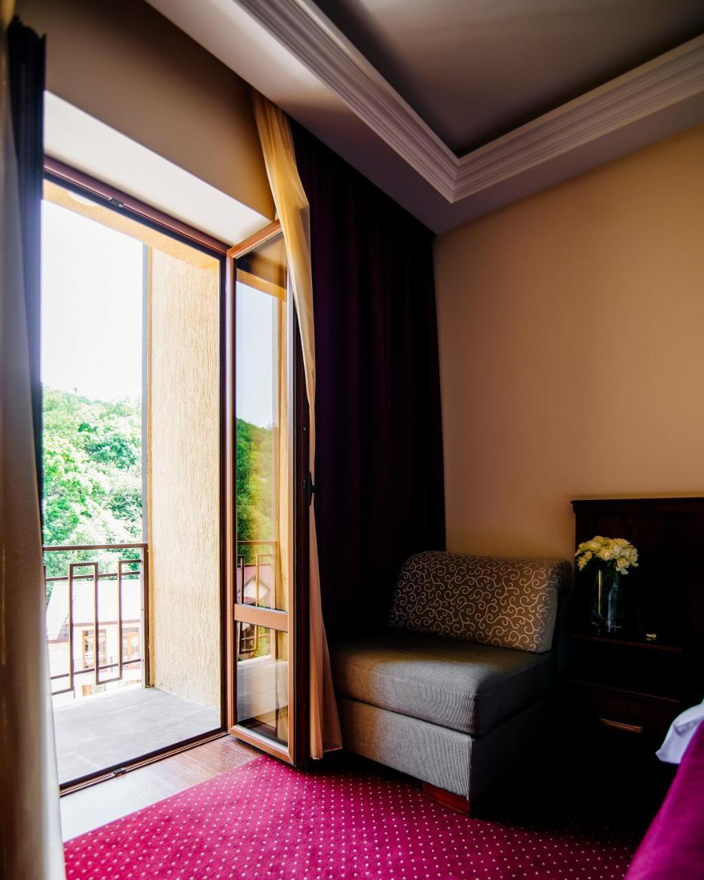 Elegant Hotel & Resort 차그카조르 외부 사진